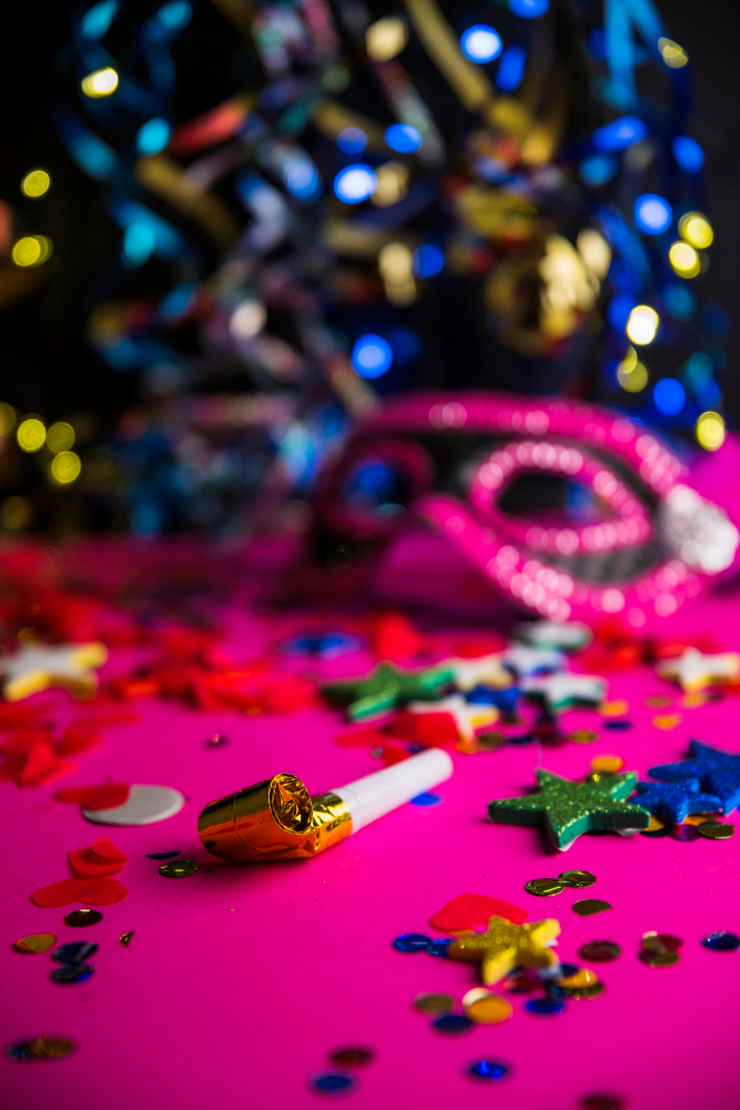 Komm, lass uns feiern – ARAG Rechtsschutzexpertin verrät, was von Weiberfastnacht bis Aschermittwoch erlaubt ist und was nicht!